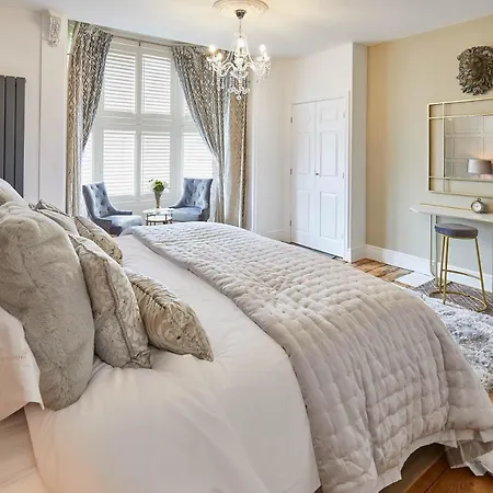 Host & - 2, 15 Prospect Hill דירה *