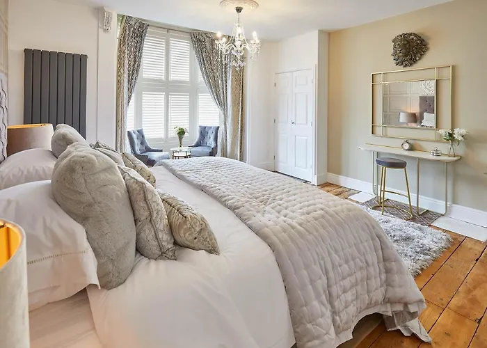 Host & - 2, 15 Prospect Hill דירה *