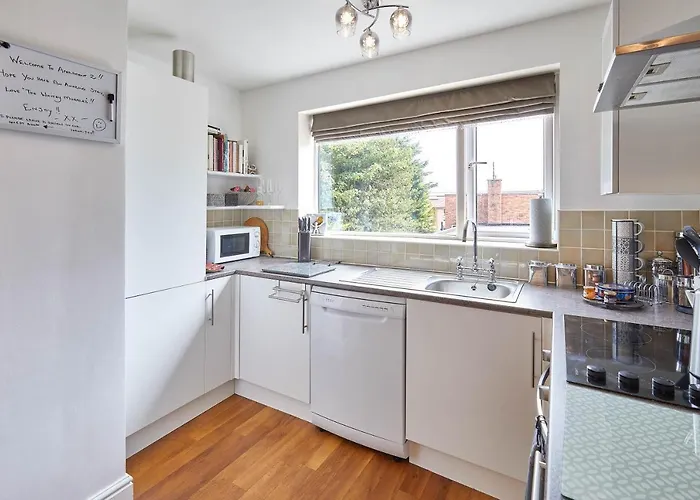 Host & - 2, 15 Prospect Hill דירה